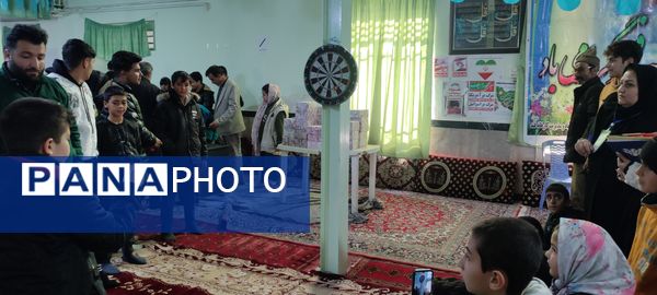 برگزاری مسابقات دارت در جشن بزرگ ۲۲بهمن در روستای اسلام آباد شیروان 