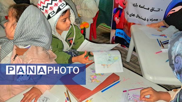 برپایی غرفه فرهنگی کودک در شهرستان کاشمر 