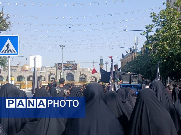 حال و هوای مشهدالرضا در روز عاشورای حسینی