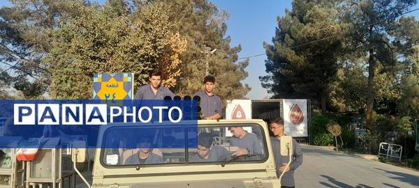 برگزاری مراسم سالروز شهادت شهید حسین فهمیده و آغاز هفته نوجوان و بسیج دانشآموزی در گلزار شهدای تهران