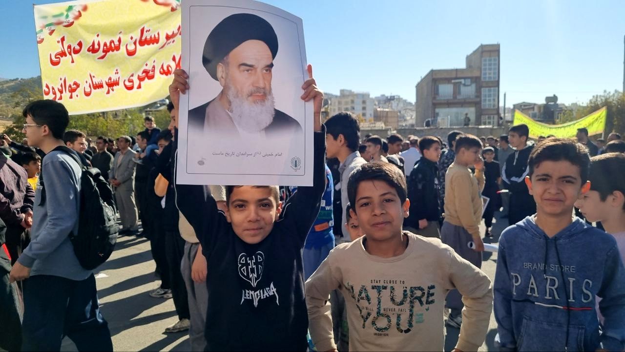 فریاد استکبار ستیزی در منطقه اورامانات