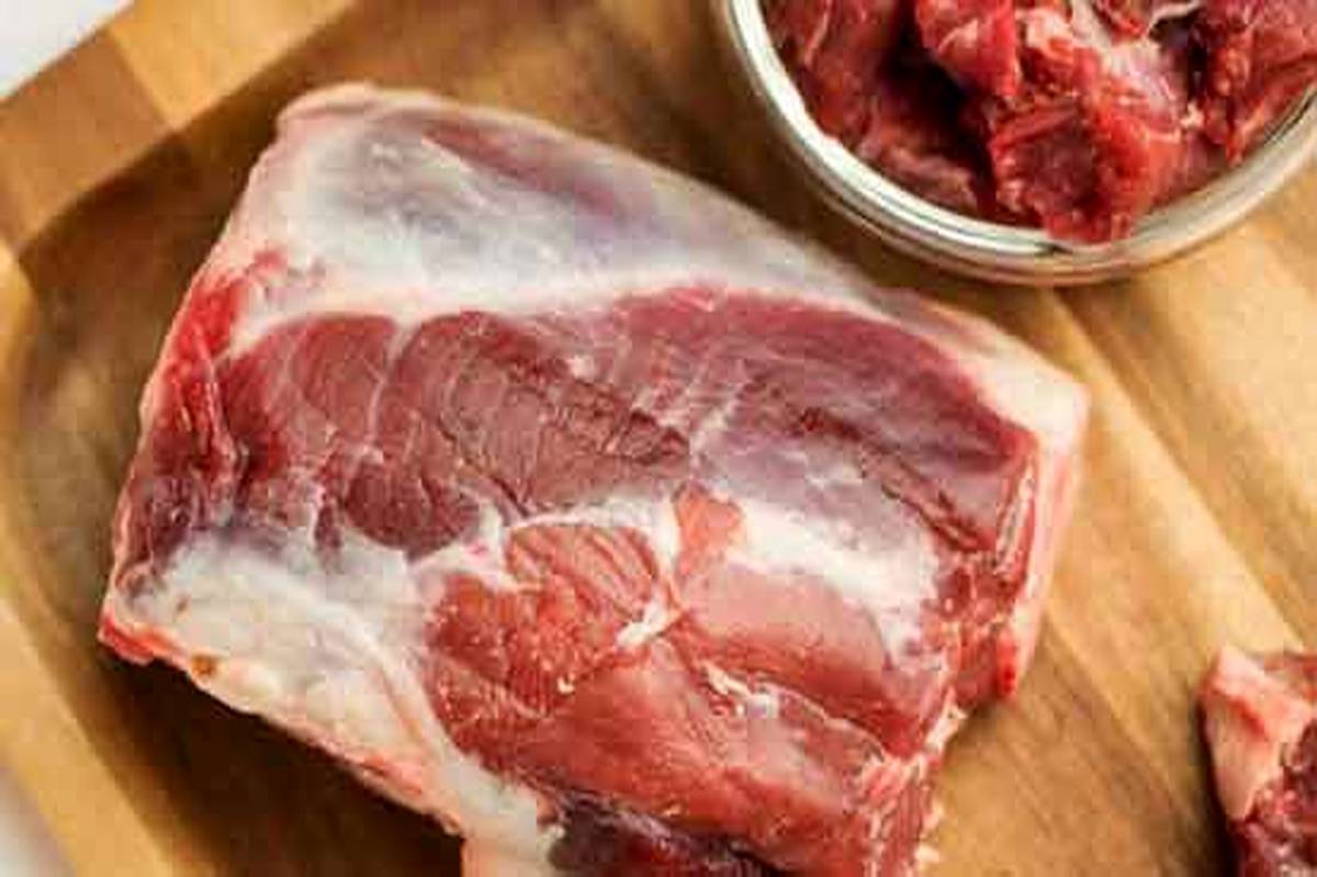 عرضه گوشت گوساله تنظیم بازاری، کیلویی ۸۰۹ هزار تومان