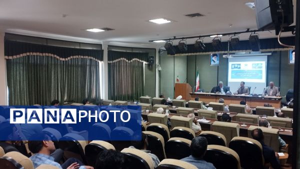 جلسه شورای اداری آموزش و پرورش شهرستان خلیل آباد
