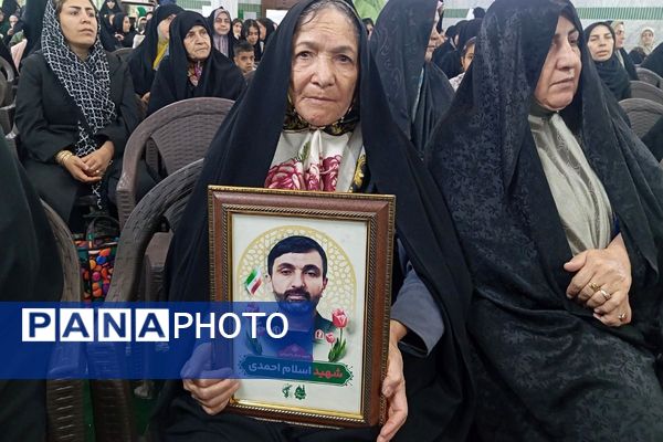  آیین گرامیداشت میلاد حضرت فاطمه(س) و روز مادر در مدارس شهرستان ملارد