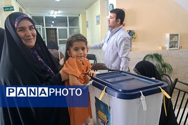 سربلندی مردم شهر اراک در انتخابات ریاست‌جمهوری