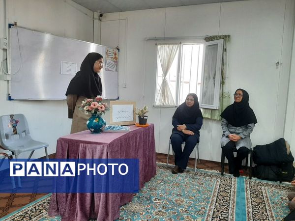 مراسم ویژه دهه ریاضیات در مدرسه شهید محمدی‌پور خلیل‌آباد