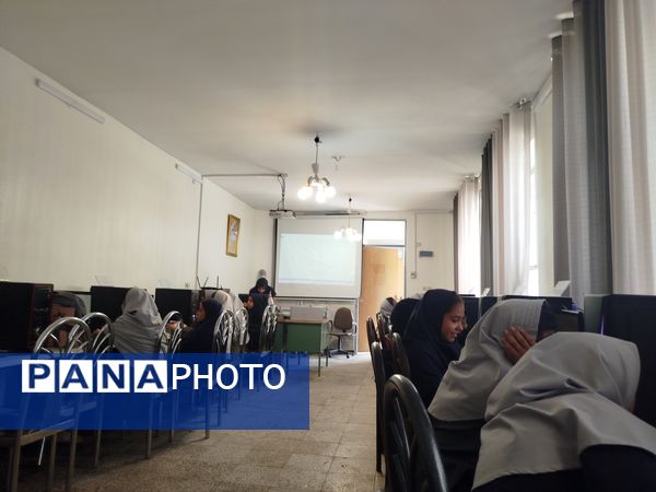 بازدید دانش‌آموزان کلاس ششم دبستان شهید نجفی فدافن از پژوهش‌سرای کار و فناوری