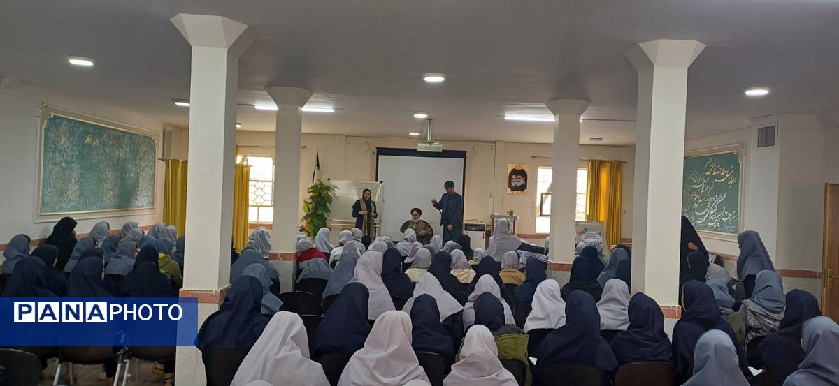 حضور امام جمعه شهرستان نیشابور در دبیرستان نمونه وکیلی استاد شفیعی کدکنی «وکیلی ۱۰»