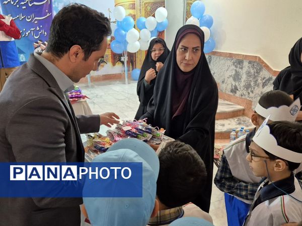 افتتاحیه برنامه «سفیران سلامت دانش‌آموزی» در ناحیه سه