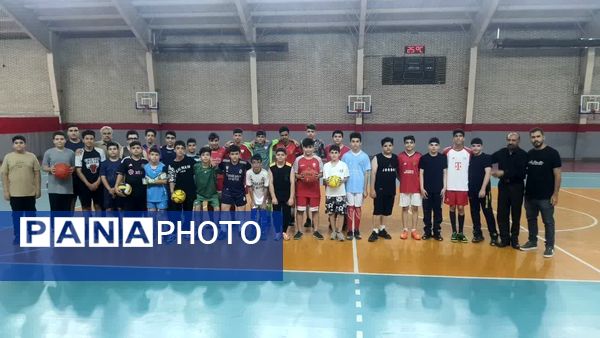 مدرسه راهی برای آینده روشن