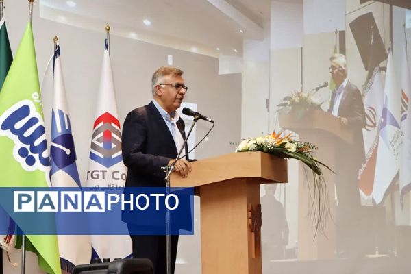 نخستین کنفرانس ملی چالش های مدیریت سرمایه انسانی در سازمان های بزرگ مقیاس