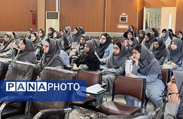 گرامیداشت هفته پیشگیری از آسیب های اجتماعی درناحیه ۶ مشهد