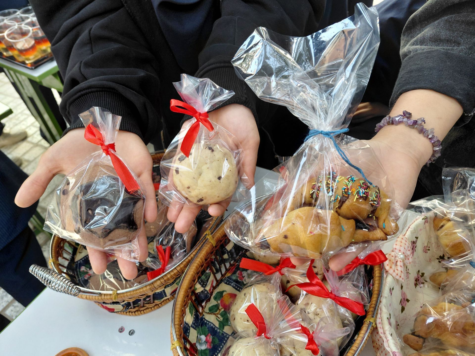 روز جهانی غذای سالم در دبیرستان صالحین 