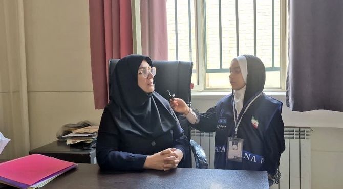 اجرای پروژه مهر در دبستان شهید قائدان ناحیه۴ اصفهان 