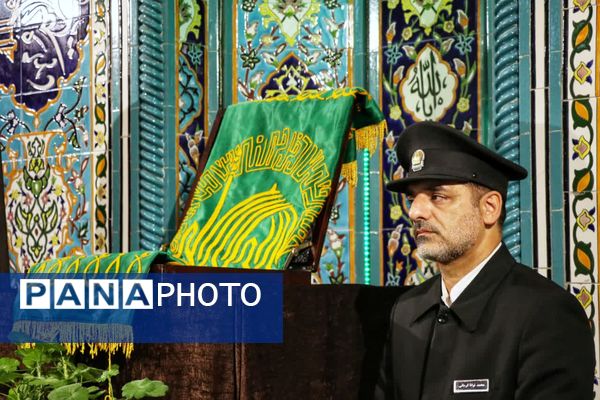 پرچم متبرک امام رضا (ع) در جشن ولادت امام رئوف در مسجد امام حسن عسکری (ع) بجنورد 