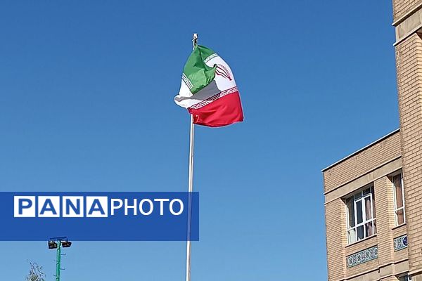 برگزاری صبحانه سالم به‌مناسبت هفته تربیت بدنی در دبیرستان الغدیر شهر قیامدشت ناحیه یک ری