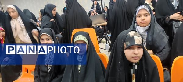 حضور دانش‌آموزان مدرسه خاقانی در جشن دختران آفتاب شیروان