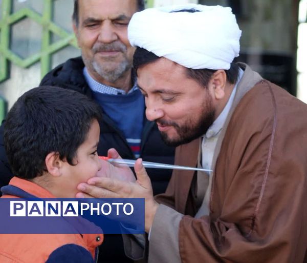 اجرای پویش من‌ و بابام در خاتم 