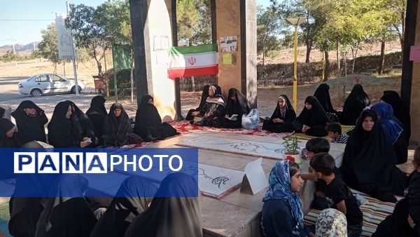 قرائت زیارت عاشورا در مزار شهدای گمنام شهر رباط‌سنگ 
