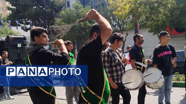 شور رضوی در مشهد و ازدحام بی‌سابقه زائران در حوالی حرم مطهر