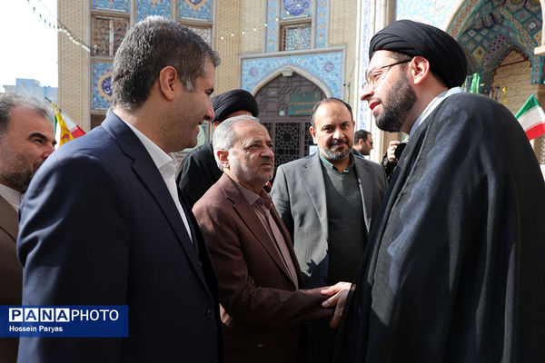 حضور وزیر آموزش و پرورش در جمع دانش‌آموزان معتکف