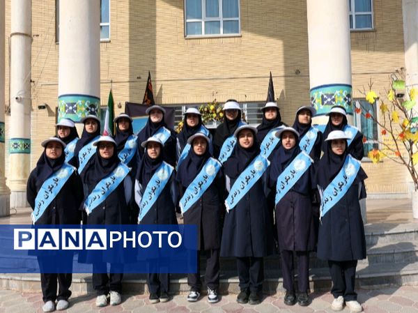 یاریگران زندگی راهی برای رفع مشکلات آسیب های اجتماعی دانش آموزان 