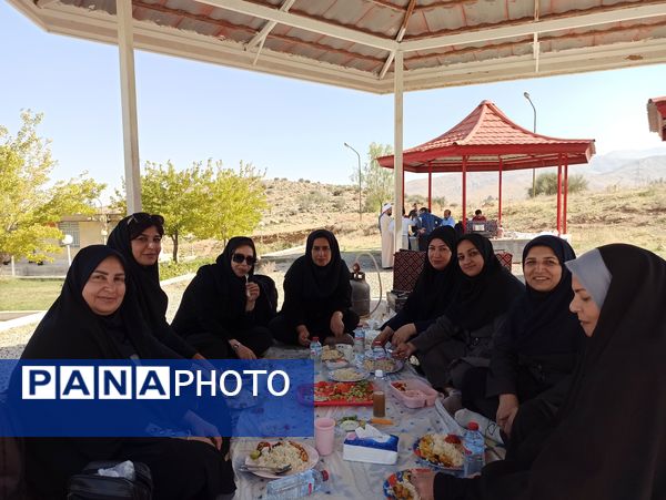 اردوی تشکیلاتی مربیان پیشتازان در اردوگاه امام خمینی(ره) شیراز 