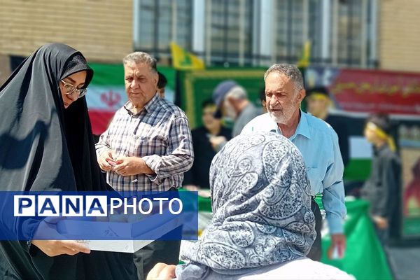 برپایی موکب جاماندگان اربعین حسینی در فیروزکوه