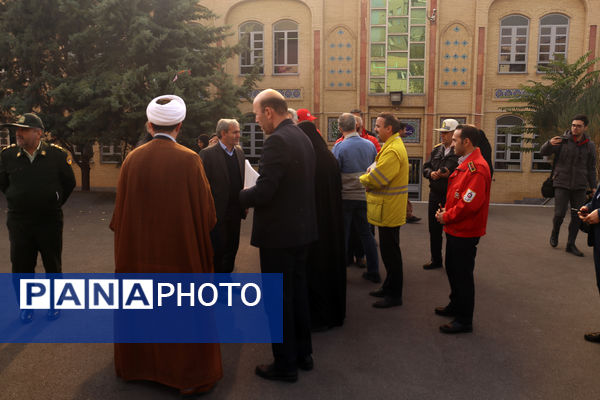 جلسه هماهنگی بیست و ششمین مانور سراسری زلزله در آذربایجان شرقی