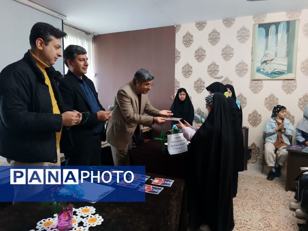  آخرین جلسه آموزش تکمیلی خبرنگاری دانش آموزان ناحیه ۳