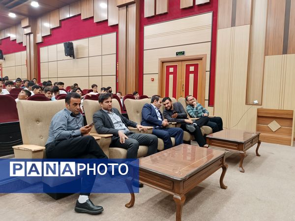 برگزاری مراسم طلیعه بندگی ، جشن تکلیف پسران ملاردی در اردوگاه شهید محمد منتظری