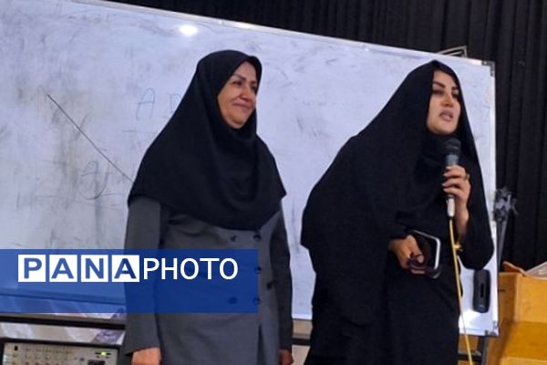 حضور پرشور فرهنگیان ناحیه دو شهرری در کارگاه آموزشی «چگونه میتوانم یک معلم حرفه‌ای باشم»