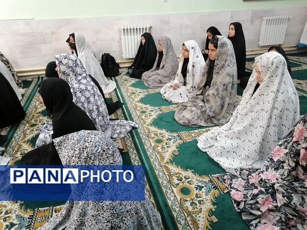 نمازجماعت دردبیرستان حاج مهدی روحانی ارغا