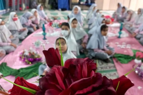 جشن روز مادر در مدارس شهید سرافراز و تربیت اسلامشهر