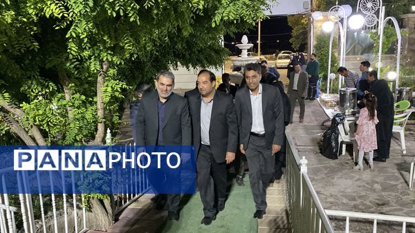 هفته‌ای برای ستایش دانایی؛ جشن معلمان در تالار ملک برگزار شد