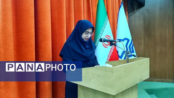 برگزاری محفل شعر در دانشگاه یاسوج