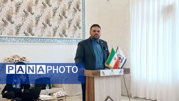 کارگاه توانمندسازی مشاورین و معاونین پرورشی طرقبه شاندیز