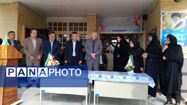 جشن جوانه‌ها در مدرسه دخترانه شهید رجایی اهر