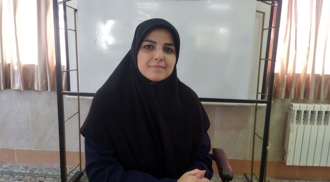 آغاز نخستین جلسه مشاوره در دبیرستان بهارآزادی قائمشهر