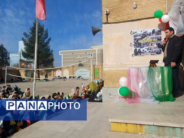 همایش یاوران انقلاب پیشتازان مقاومت در شهرستان ایوان