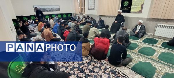 لبیک دانش‌آموزان دبیرستان نمونه دولتی آفرینش به ندای مظلومیت حضرت زهرا (س)