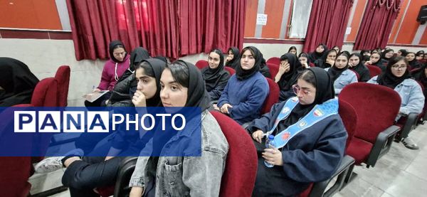 تریبون آزاد فرصتی برای شنیده شدن صدای دانش‌آموزان