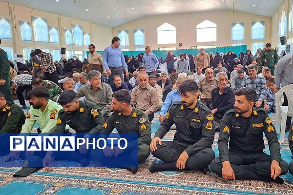 اجتماع بزرگ جوانان نقش آفرین و گام دوم انقلاب به‌مناسبت گرامیداشت هفته دفاع مقدس