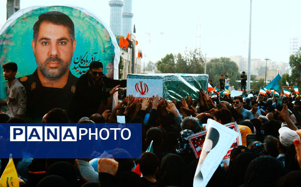 مراسم تشییع پیکر شهید «سعید آذربادگان» در بندرعباس