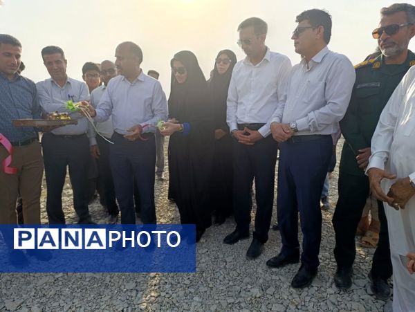 هفته دولت در جاسک؛ از تجلیل کادر درمان تا افتتاح مزرعه ۲۰ هکتاری میگو