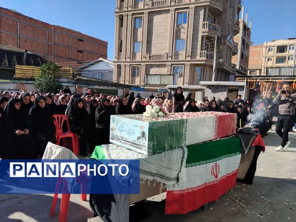 دبیرستان نجم میزبان پیکر یک شهید گمنام شد
