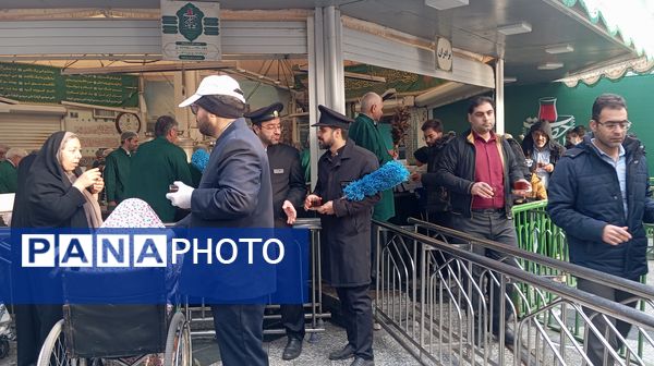 پذیرایی از زائران علی ابن موسی الرضا (ع)