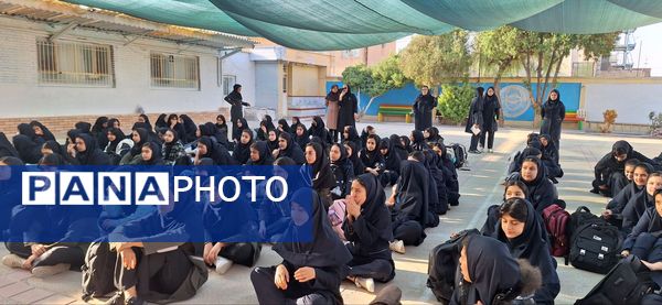 پاسداشت آیین کهن مهرگان در دبیرستان فرزانگان دوره اول