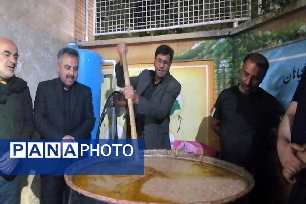 بازدید مسئولان استان خراسان رضوی از مدارس محل اسکان زائران امام مهربانی‌ها