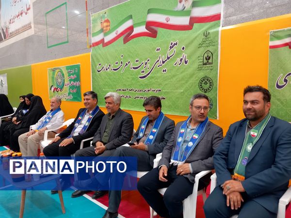 مانور تشکیلاتی سالروز تاسیس سازمان دانش آموزی به میزبانی ناحیه 6